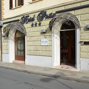 Hotel Posta, Cecina (Livorno)